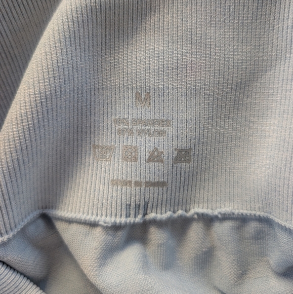 NVGTN Seamless Camo Leggings Icy Blue Womens Medium - Picture 8 of 8